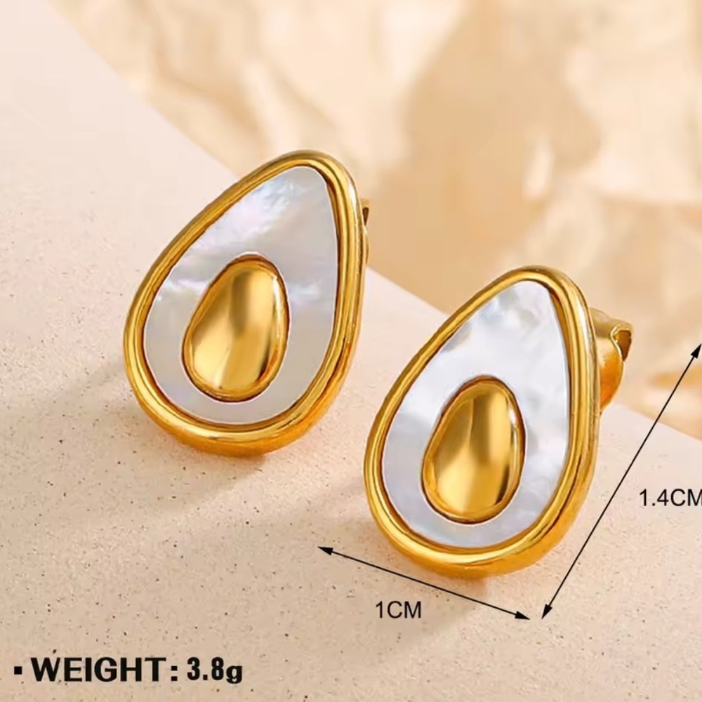 18K Gold Avocado W/ Seashell Accents Earring Set Minimalist Bohemian No Fade - Picture 9 of 9